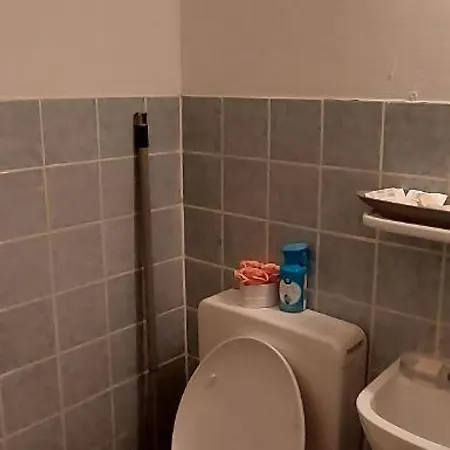 Private * הנובר